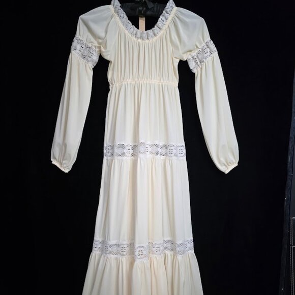 Vintage 70’s Sears Pale Yellow Maxi Nightgown Dress M (36) - Picture 1 of 11